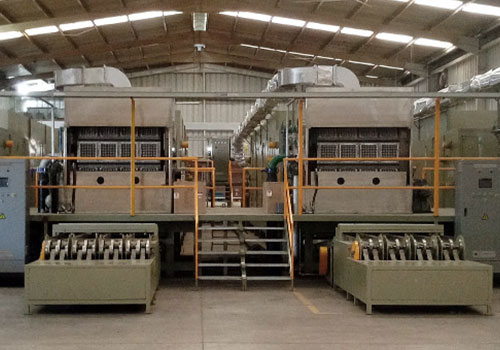 Ligne de production 4×8 de 4 000 plateaux à œufs par heure