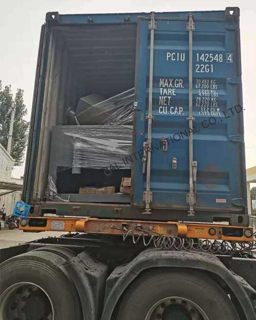 Ligne de 1 000 plateaux à œufs/h pour un client mozambicain