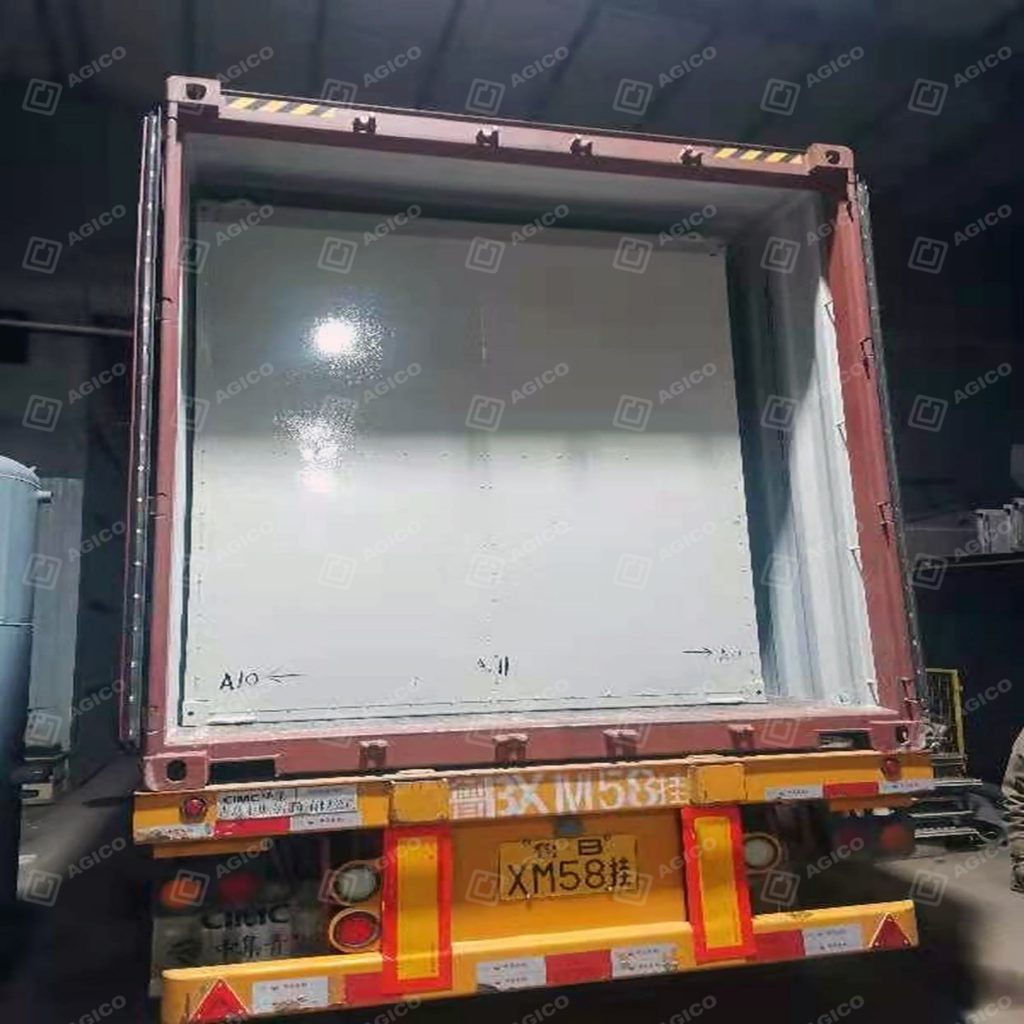 Ligne de 7 000 plateaux à œufs/h DT 6×8 reçue en Zambie