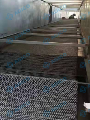 Ligne de moulage de pâte de 1 000 pièces arrivée au Mozambique