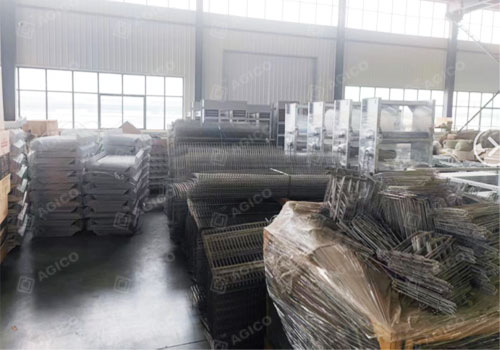 48 000 caillebotis avicoles expédiés au Ghana