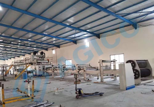 Ligne de production de cartons installée et mise en service en Irak