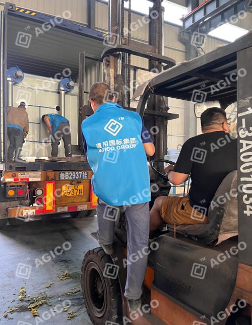 Machine ZMDT3*4 de 2 000 plateaux/h et séchage semi-automatique livrés en Angola