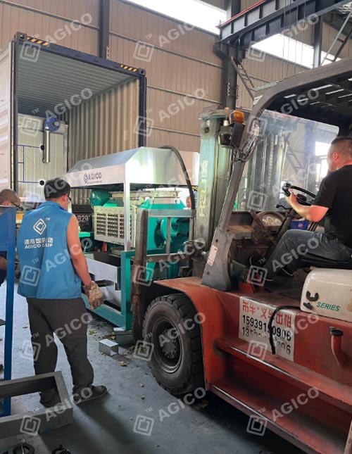 Machine ZMDT3*4 de 2 000 plateaux/h et séchage semi-automatique livrés en Angola