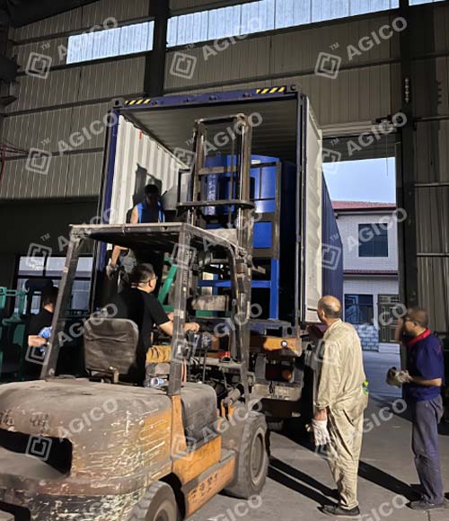 Machine ZMDT3*4 de 2 000 plateaux/h et séchage semi-automatique livrés en Angola