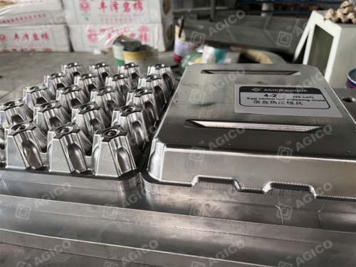 Ligne de production de plateaux à œufs