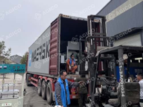 Machine de 2 000 plateaux à œufs expédiée en Angola