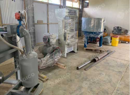 Machine de 1 000 plateaux en papier/h installée aux Samoa