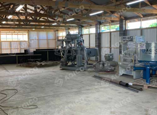 Machine de 1 000 plateaux en papier/h installée aux Samoa
